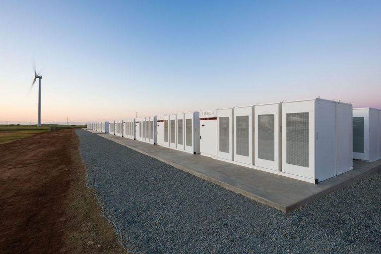 The Tesla’s innovative energy storage facility provided income of $ 800,000 over the course of several days